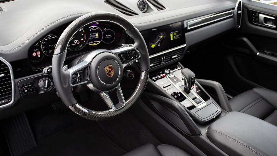 Интерьер Porsche Cayenne E-Hybrid (PO536) 2018 года  (WW) (фото 69 из 85)